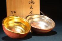 430松樂 金銀彩茶盞一對 京都樂燒赤釉